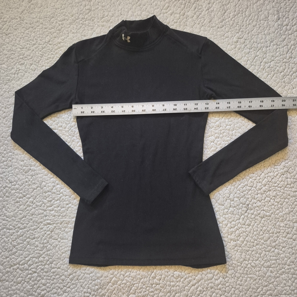 Under Armour Women's Black Long Sleeve Top